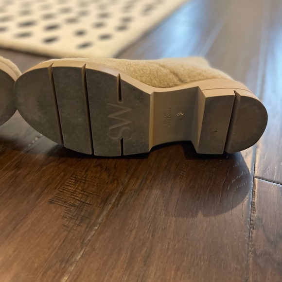 Stuart Weiztman Shearling Lug Boots - Picture 14 of 15